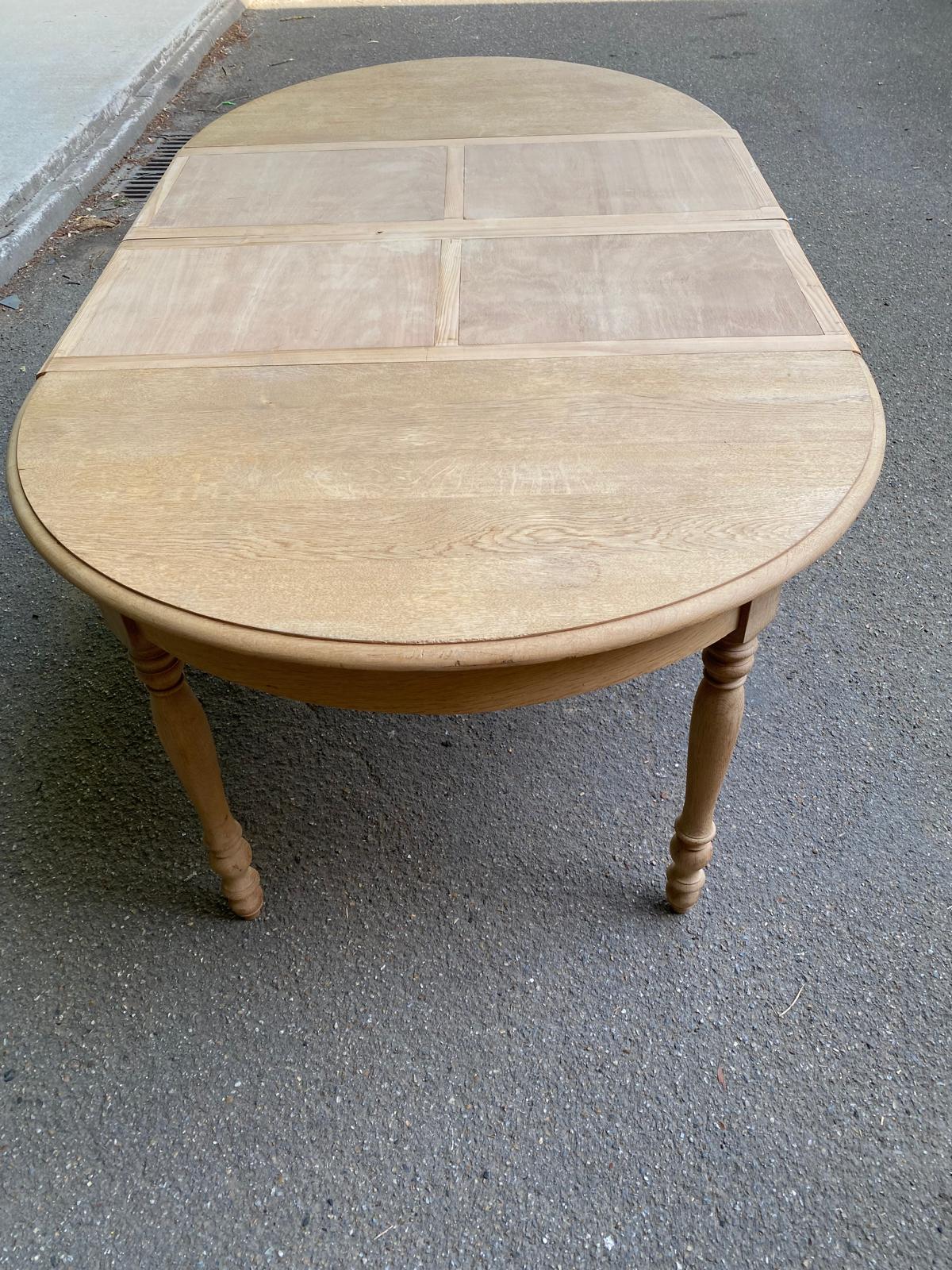 Louis Philippe 19th century round extendable dining table, renovated, 200cm