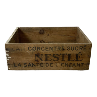 Caisse en bois "Lait Nestlé"