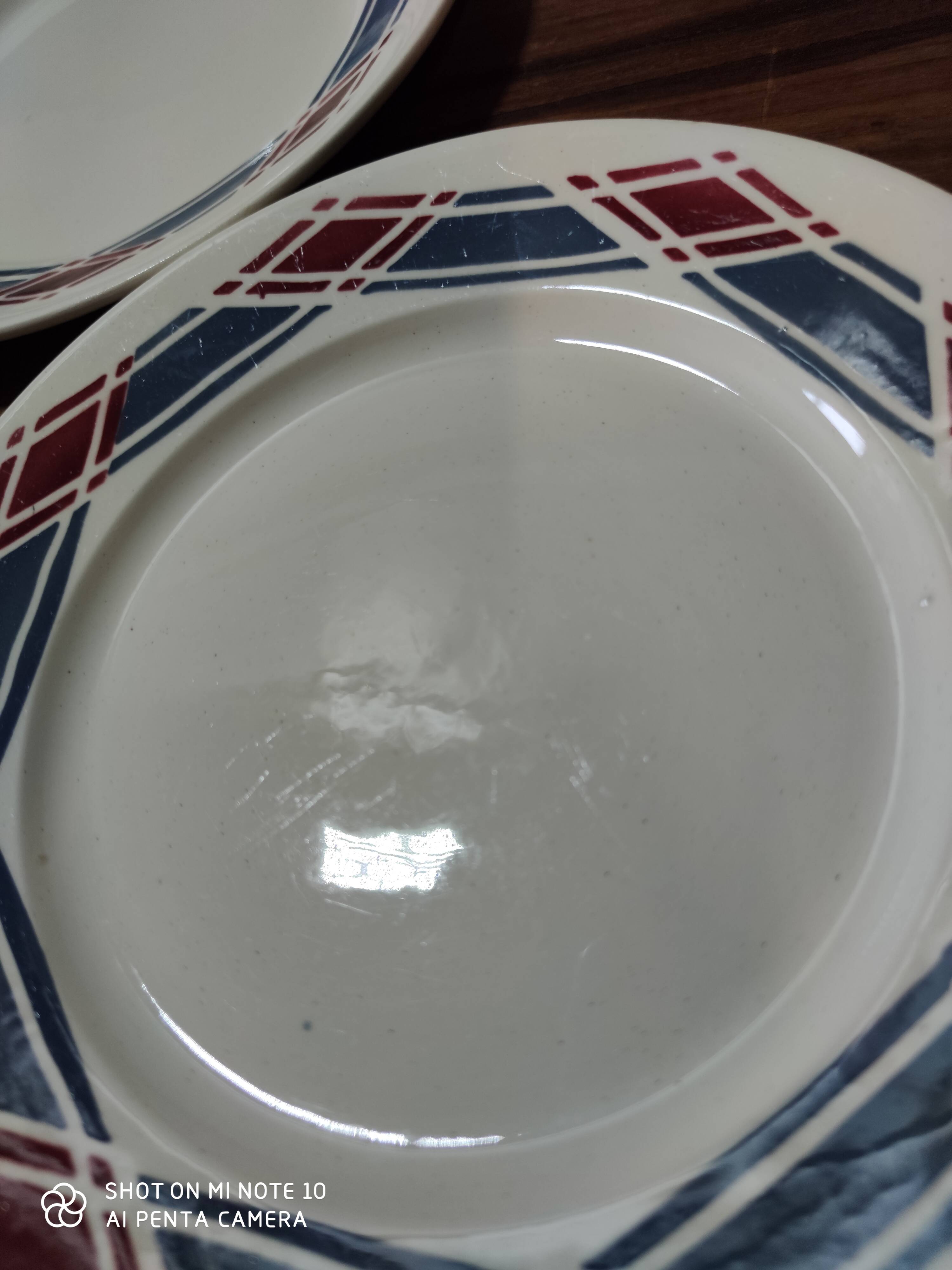 Série de 6 assiettes plate SER St Hélier