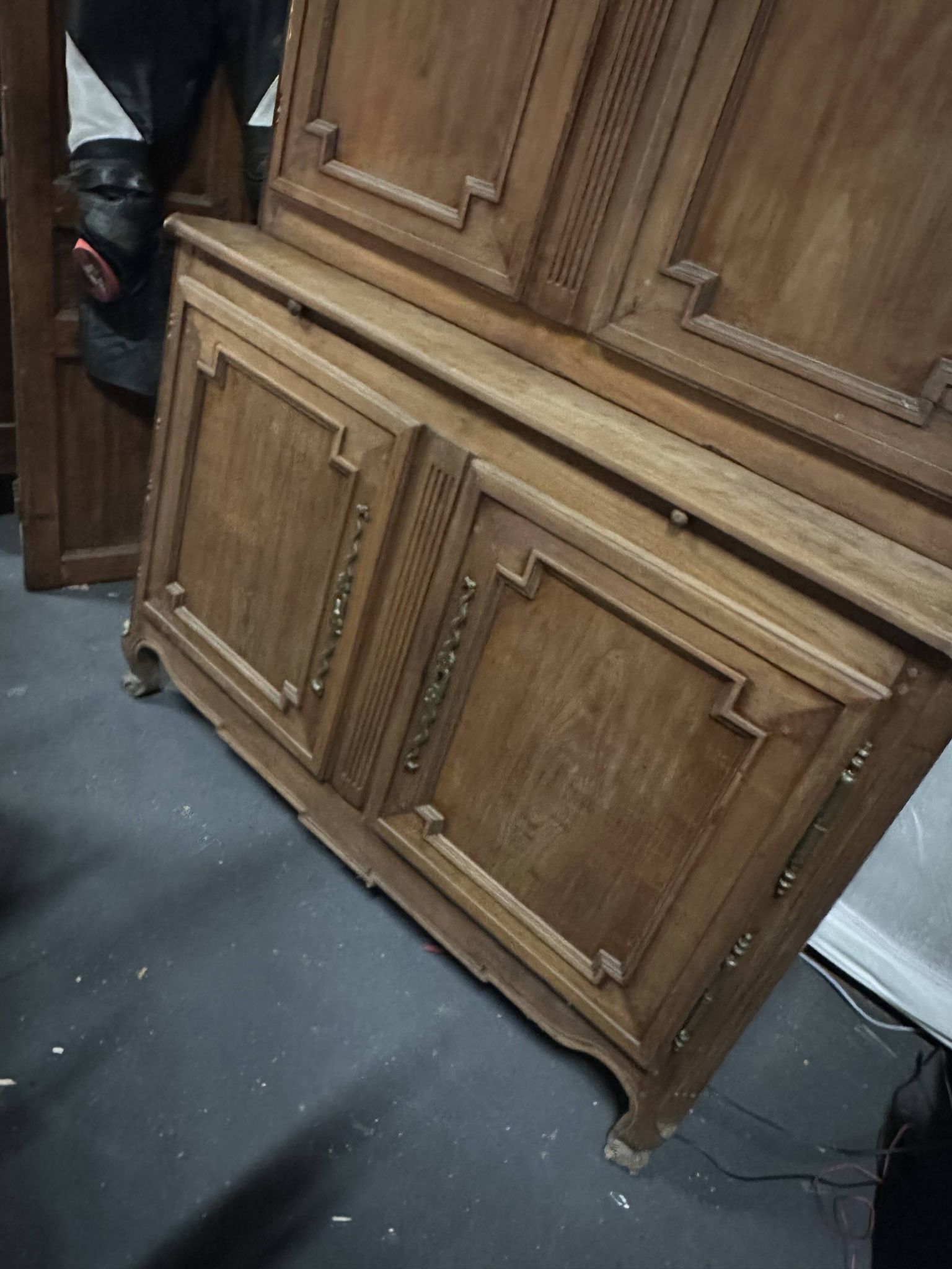 Buffet 2 bodies Louis XV