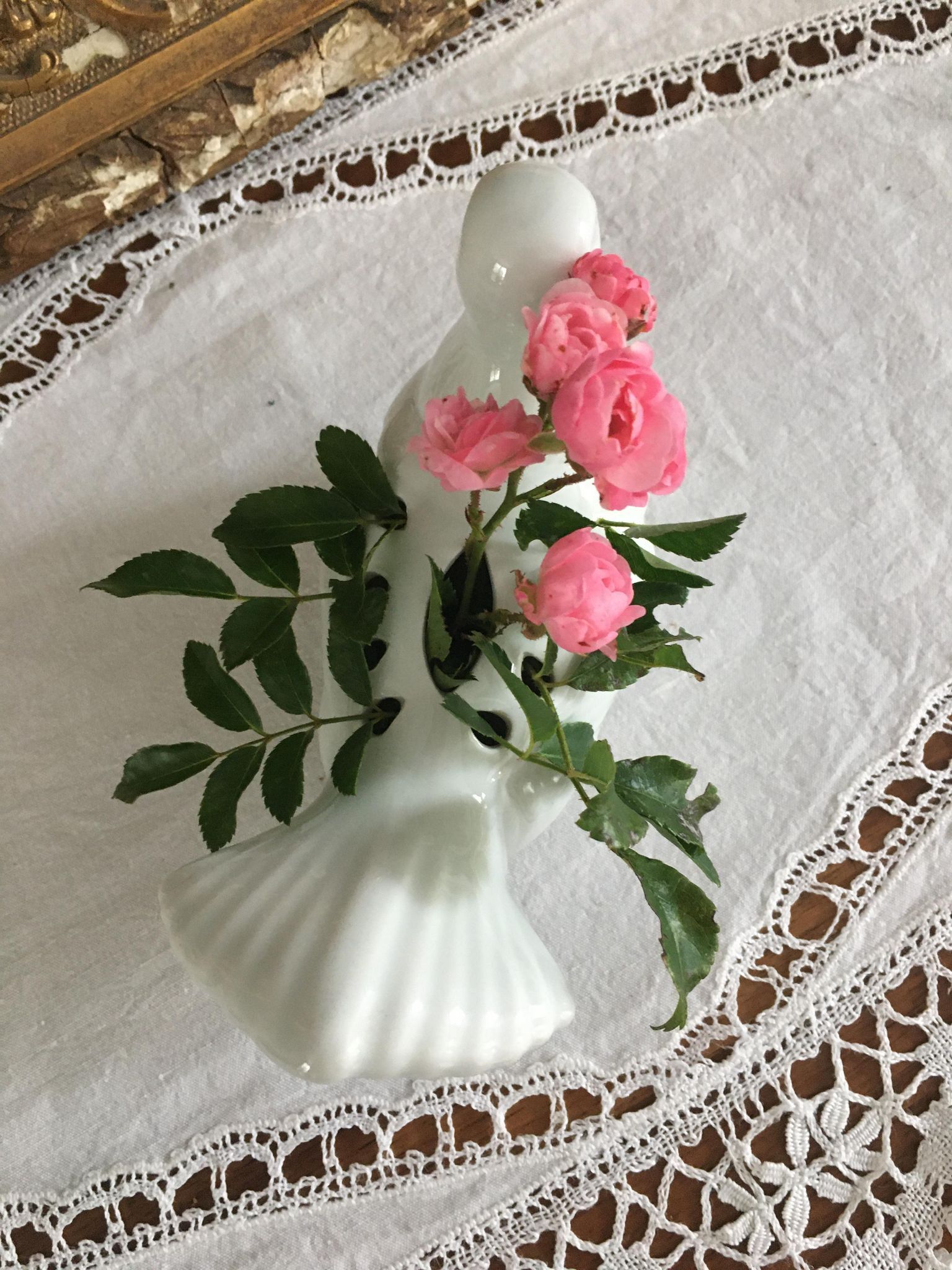 Vintage Porcelain Flower Picker Dove