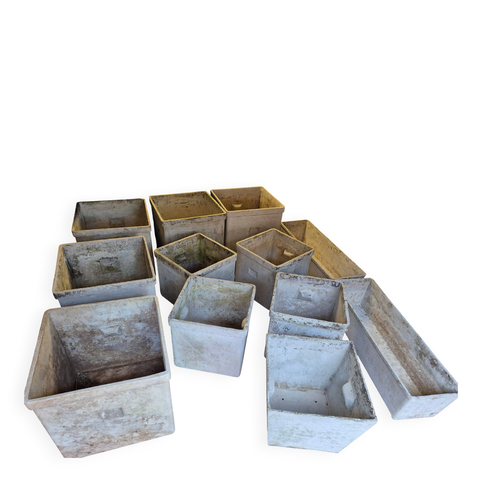 Set of fibreglass planters