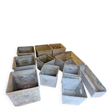 Ensemble de 12 jardinières en fibrociment