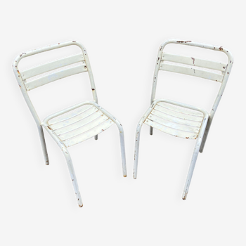 2 chairs Tolix T2 Xavier Pauchard French bistrot chairs Paris Garden terrace 50s