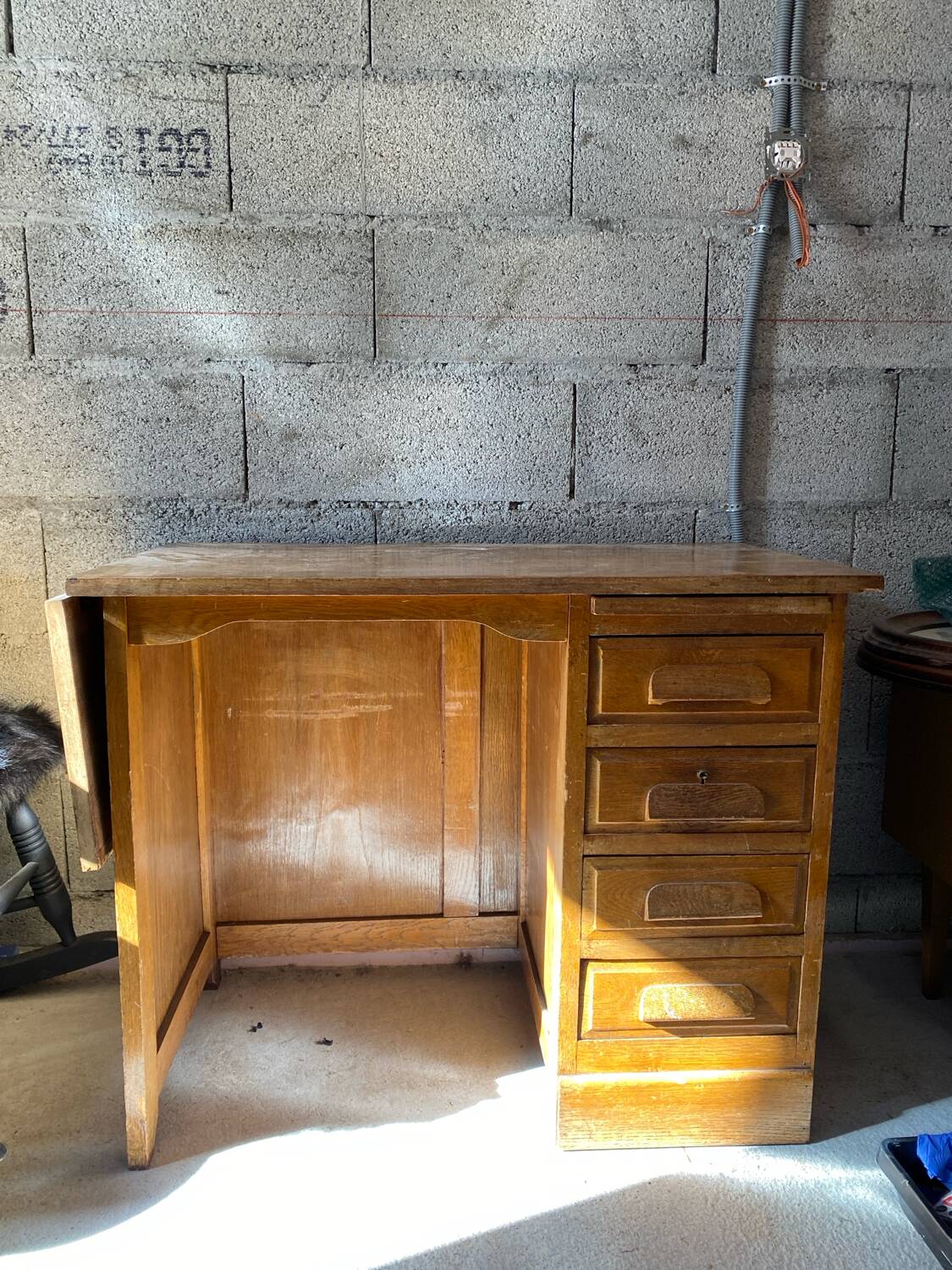 Vintage oak children's desk with extension