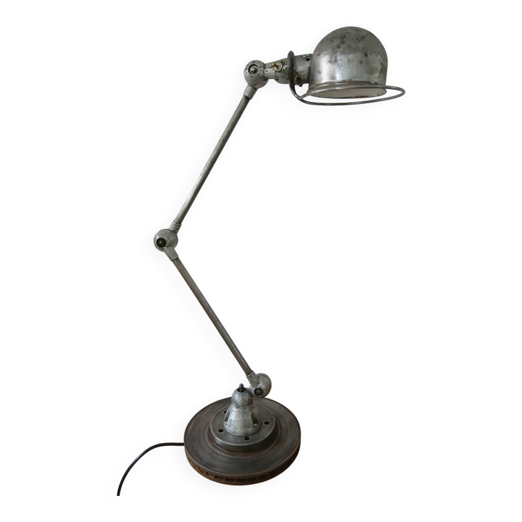 Jieldé lamp with 2 articulated metal arms, industrial style.