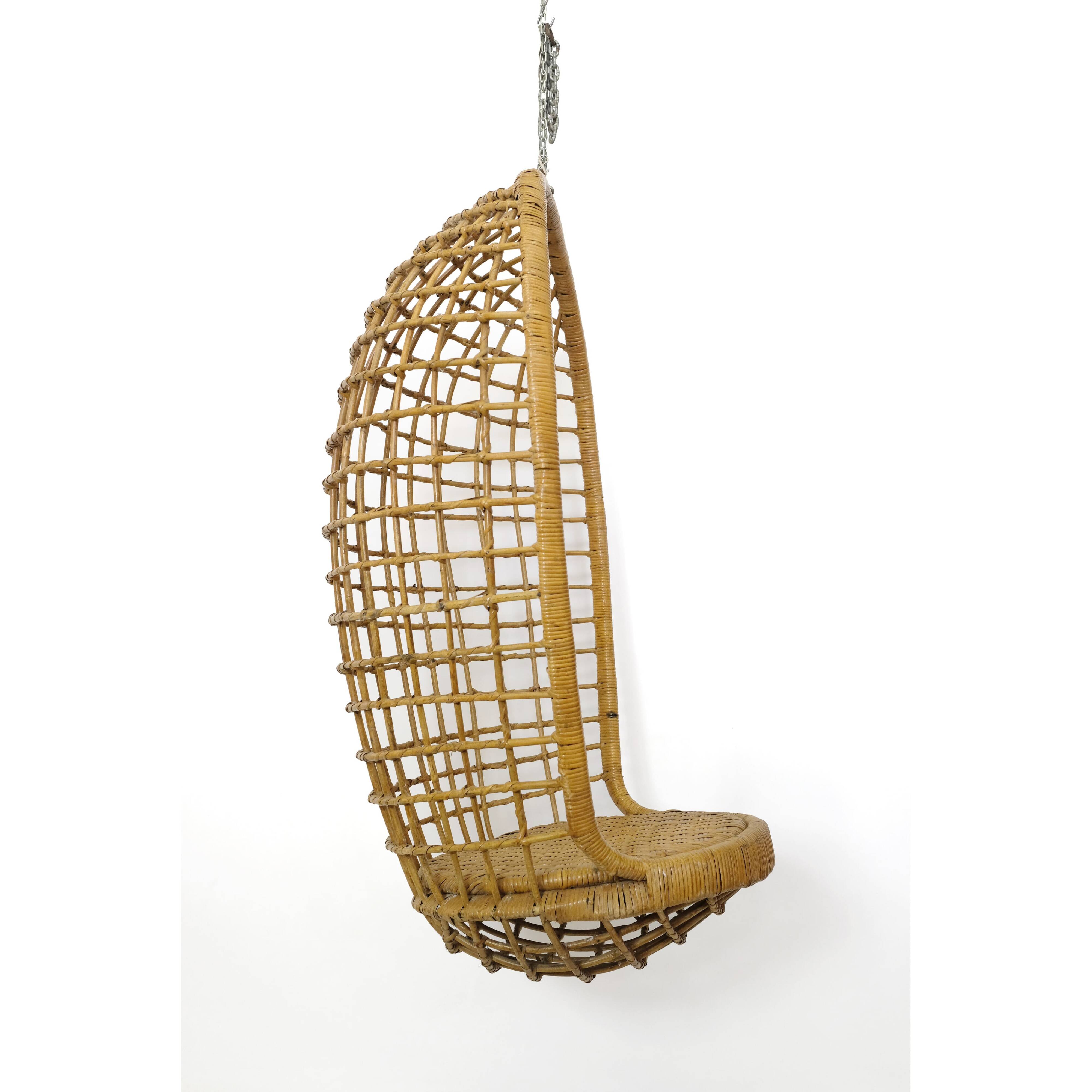 Hanging cocoon chair from the 60s-70s