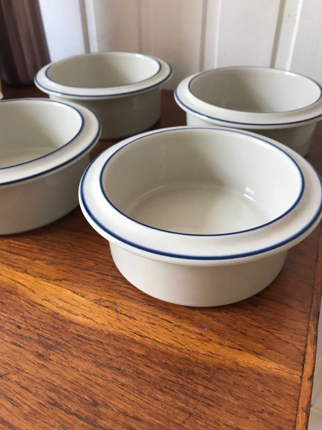 Lot 4 Arabia Finland Bowls