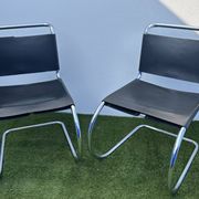 Pair of MR 10 chairs with Mies Van der Rohe laces, Knoll International
