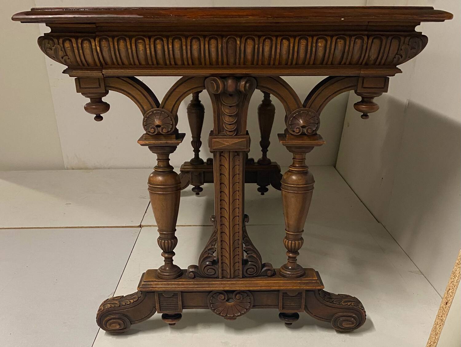 Henri II desk table