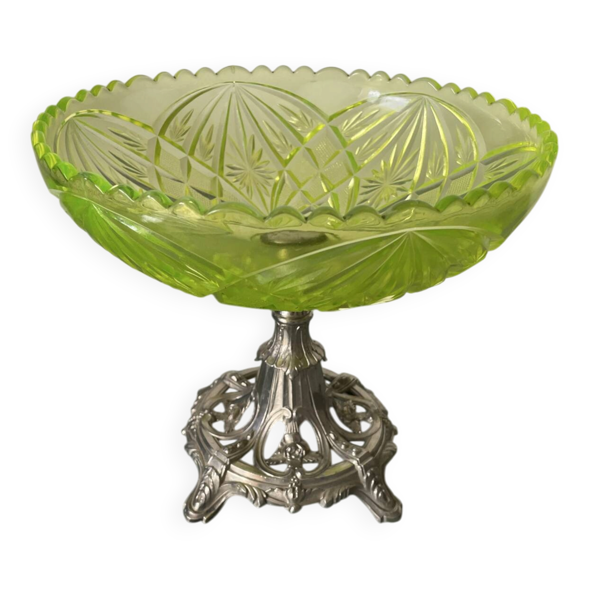 Fruit bowl, pedestal compote in opaline.