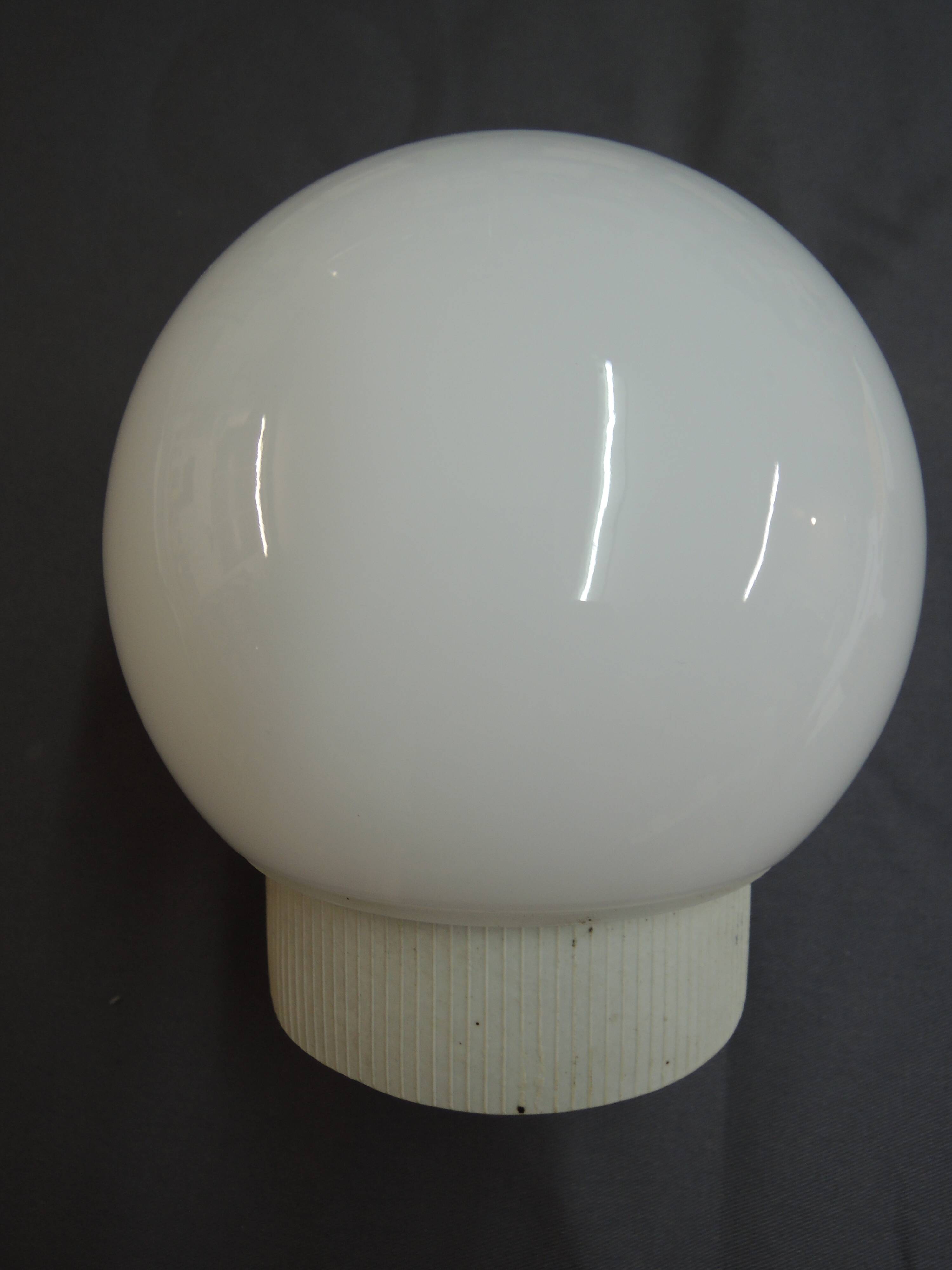 Small ball ceiling light