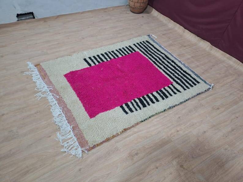 Traditional handmade colorful wool rug size 150 x 250 cm