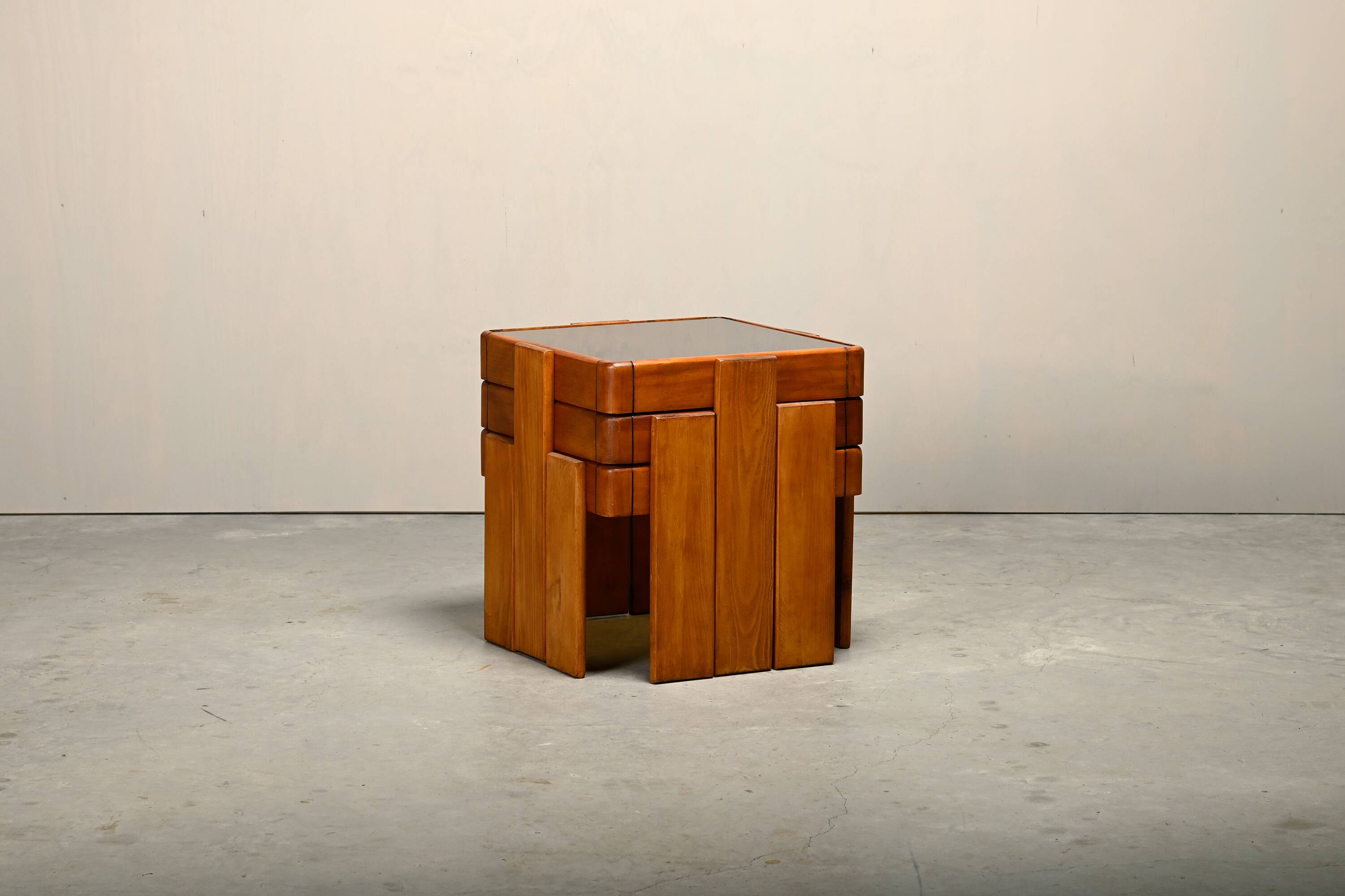 Gianfranco Frattini Nesting Tables in stained wood for Cassina and Meblo, 1