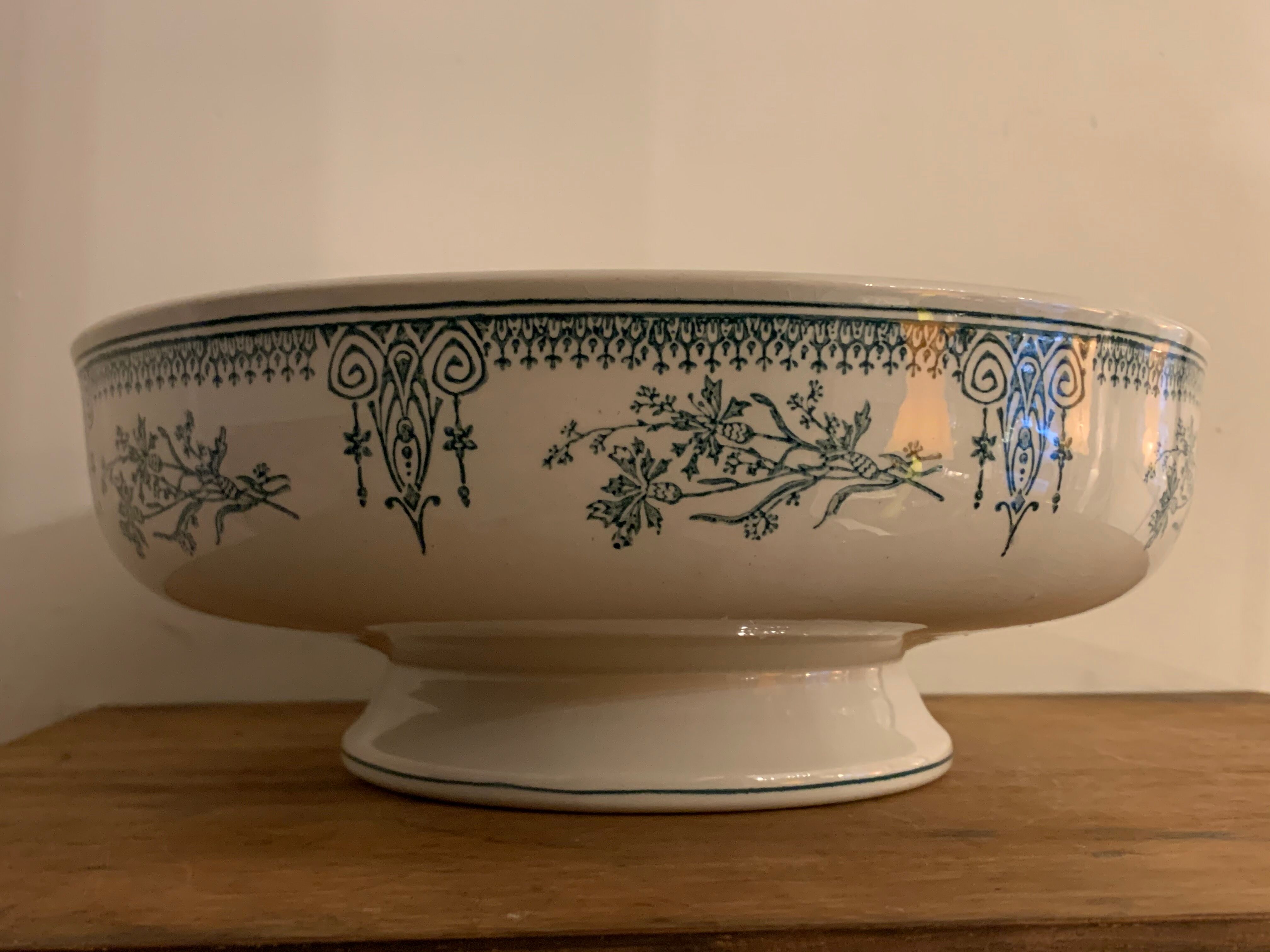 2 art deco dishes Saint Amand