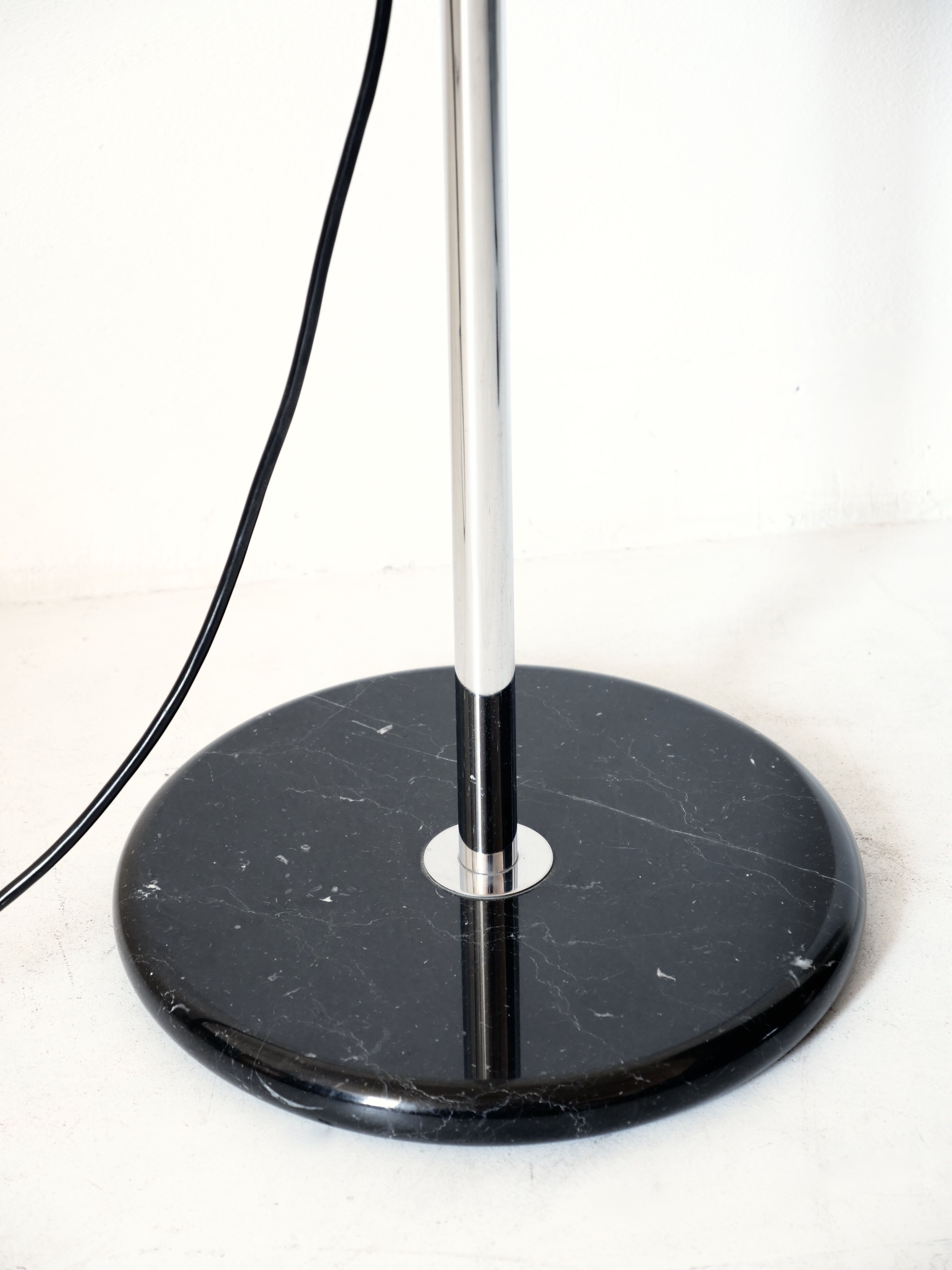 Floor lamp MezzaLuna by Bruno Gecchelin for Skipper italy