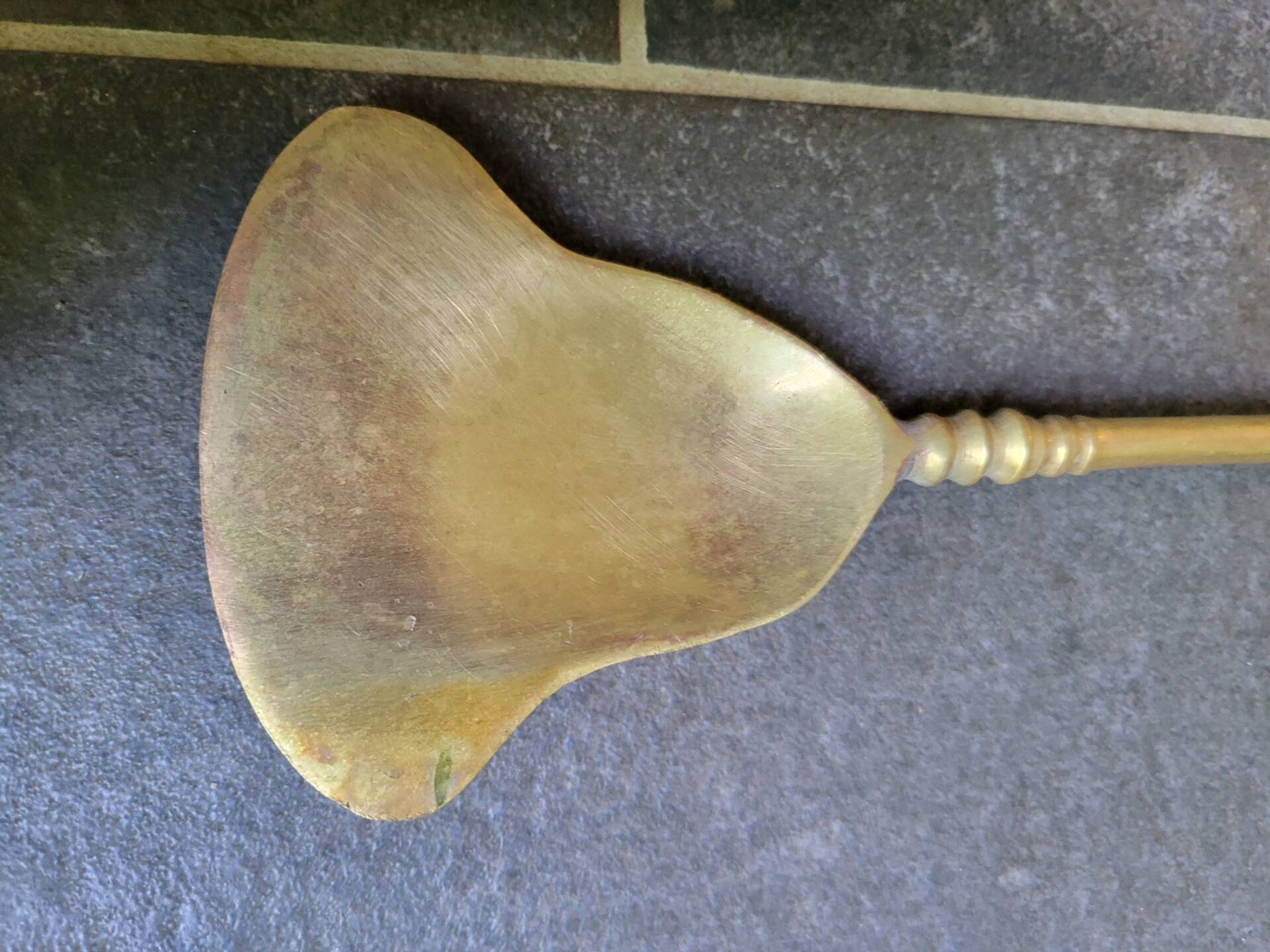 Fireplace tool set in gilded bronze