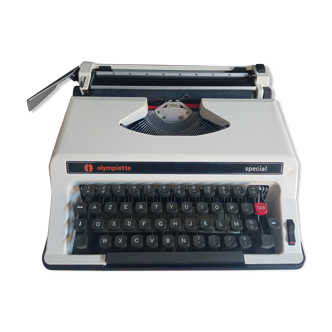 Olympia special olympiette typewriter