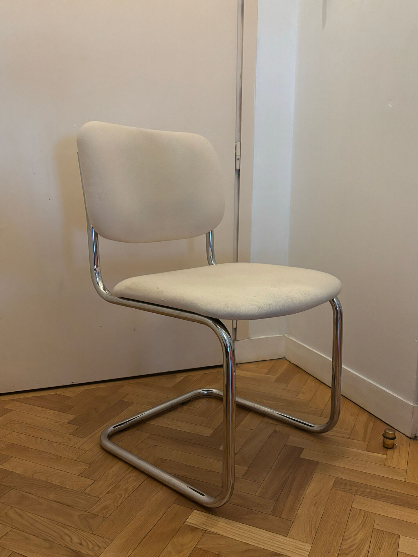 Chaise Cantilever Cesca - The Socialite Family