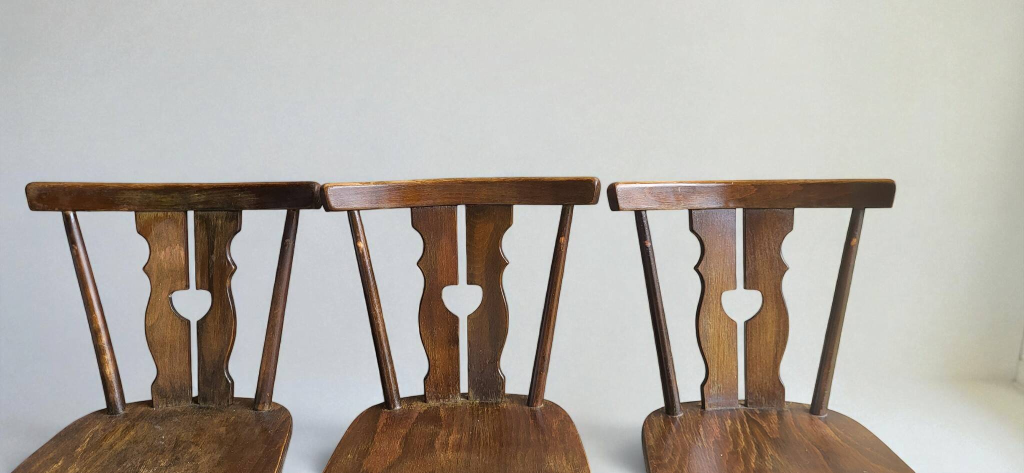 4 chaises bistrot rustiques