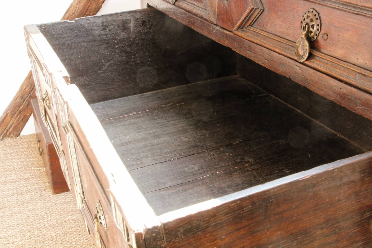 English chest of drawers; Charles II period, oak