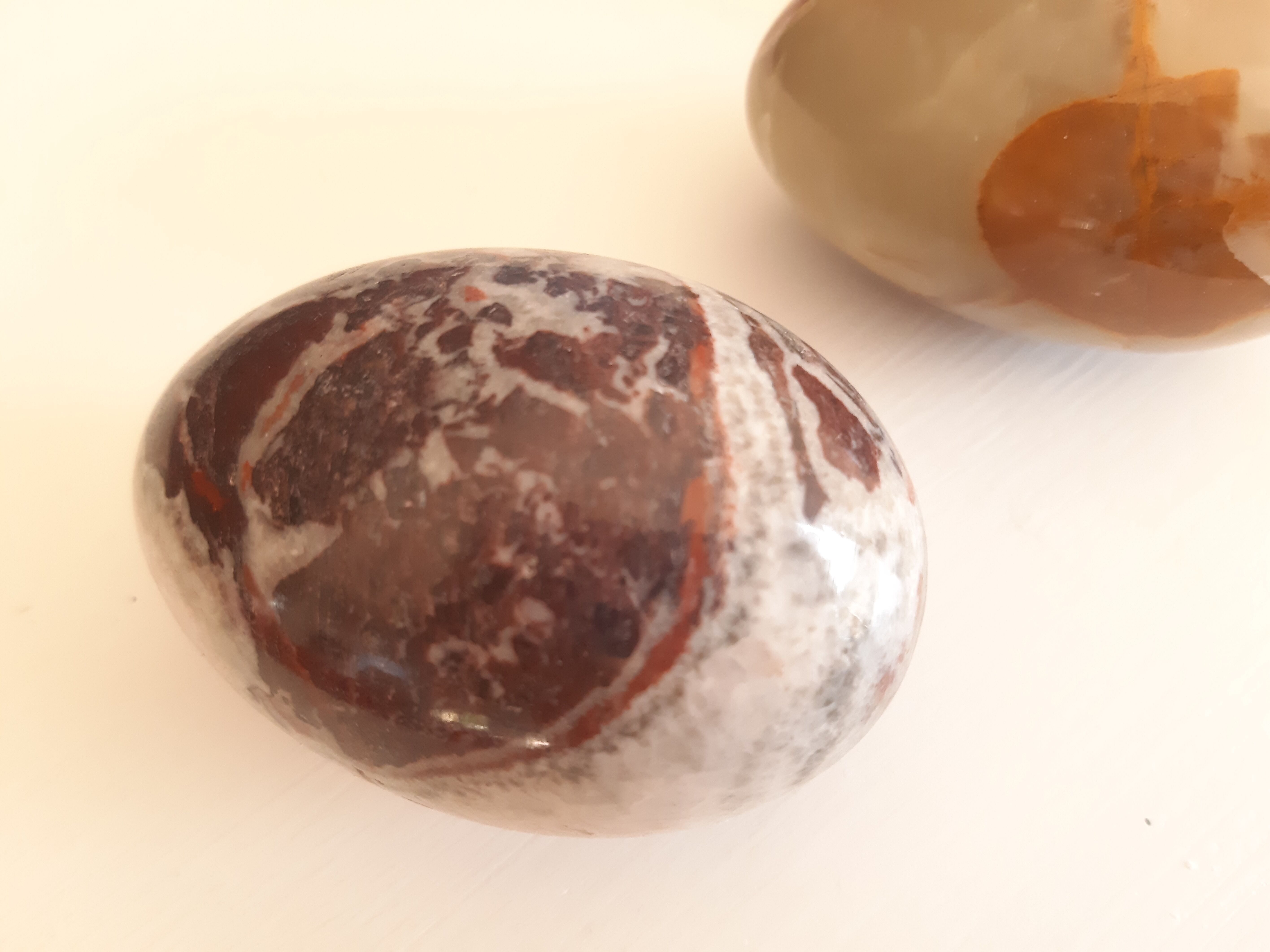 Alabaster cup and 3 eggs