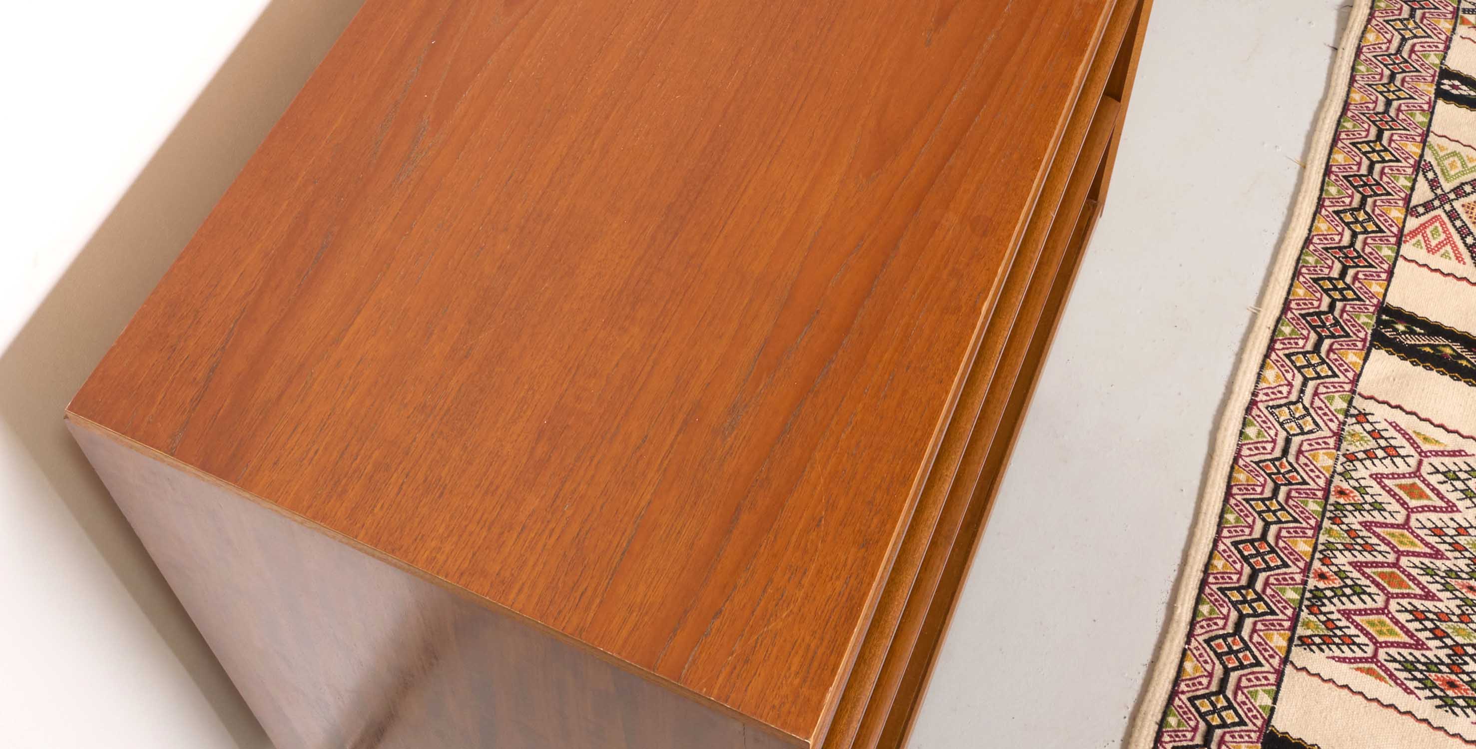 Austinsuite vintage chest of drawers, Scandinavian style