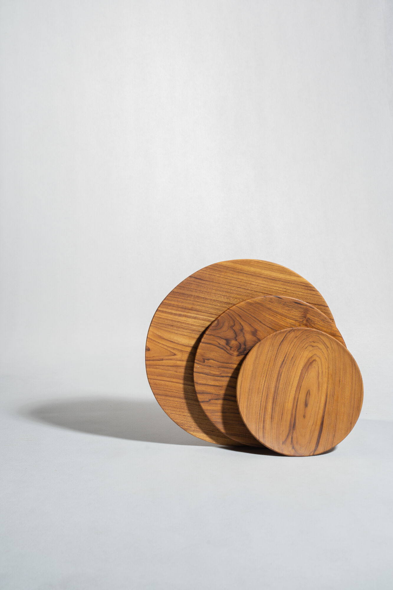 Set of 4 flat monoxyl teak trays