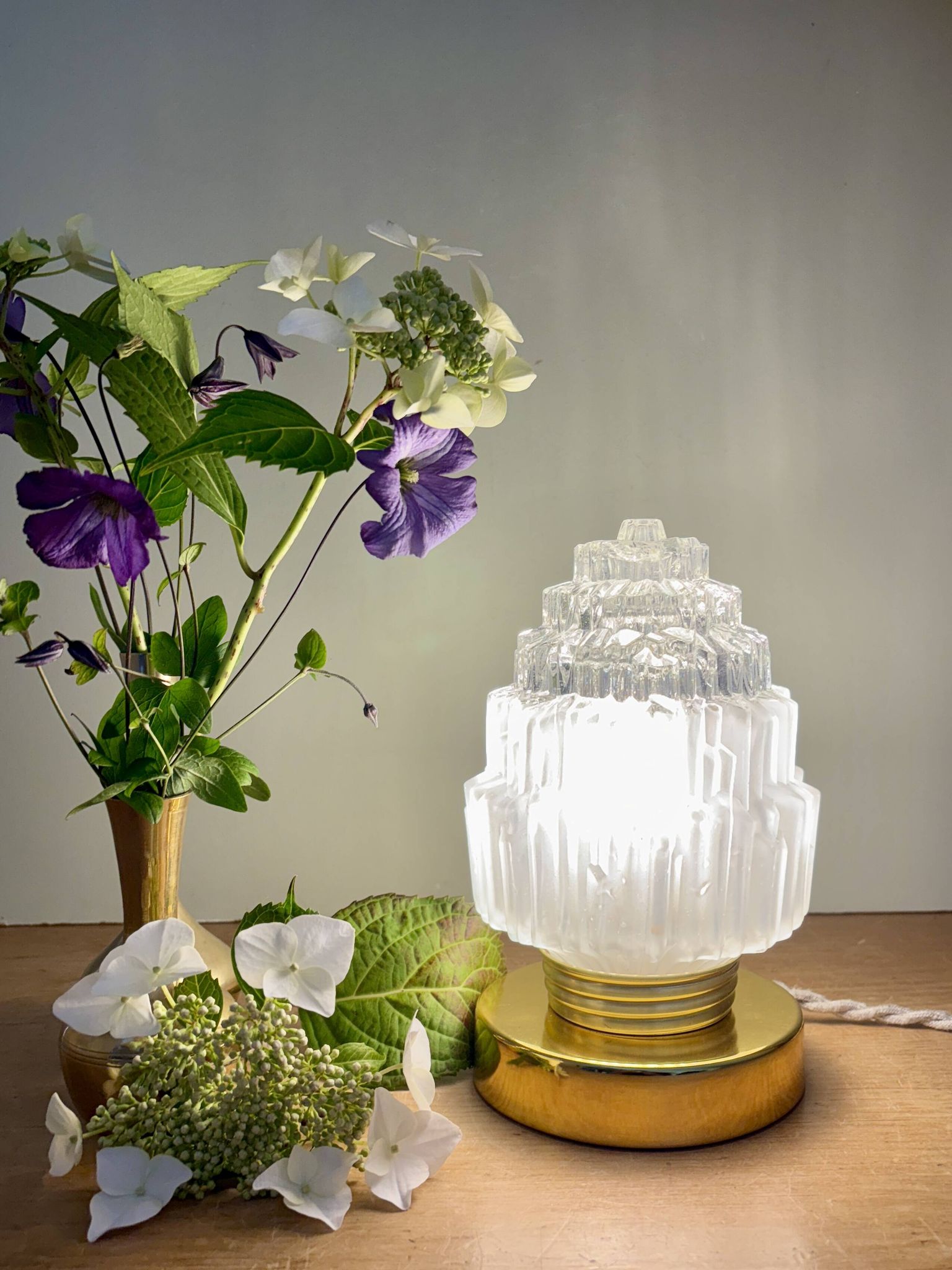 Vintage globe table lamp in half frosted, half transparent glass