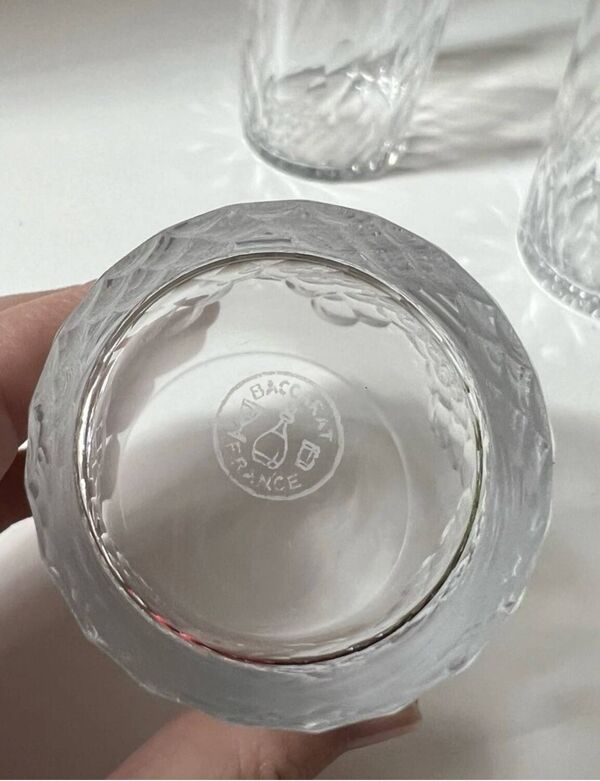 Ensemble de 7 gobelets cristal Baccarat modèle Richelieu Champigny