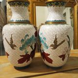 Paire de vases cloisonnés