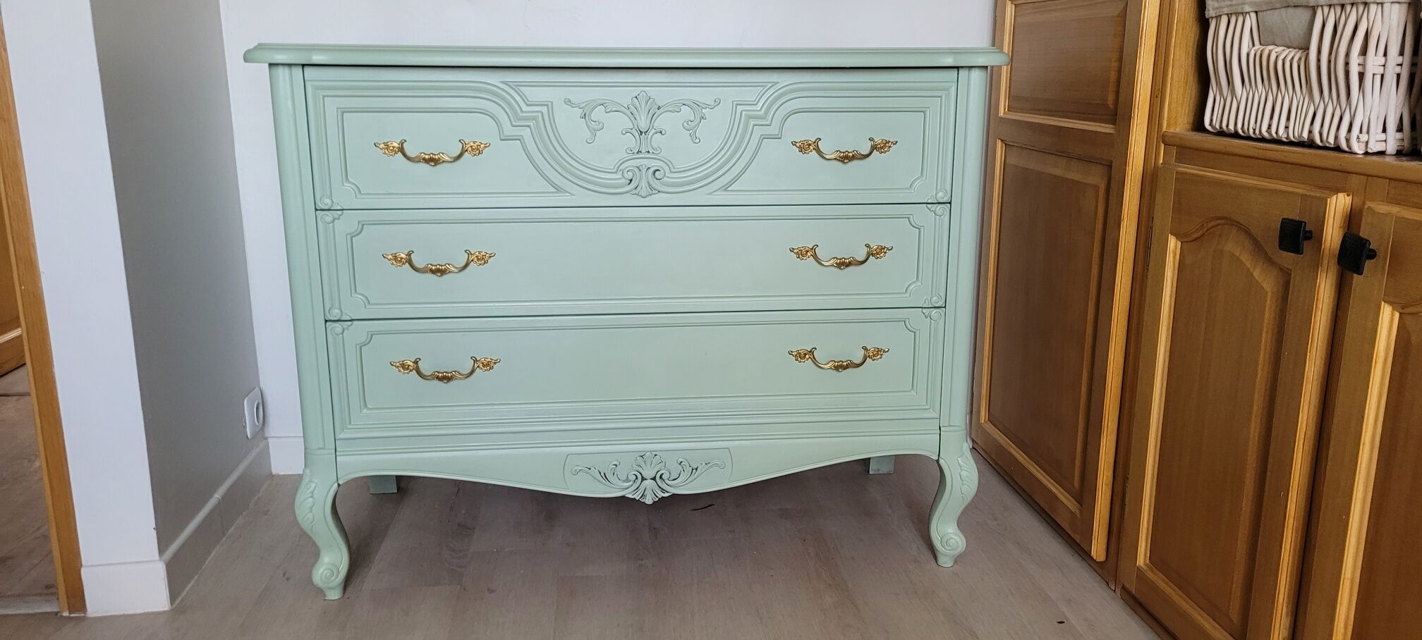 Louis XV style chest of drawers