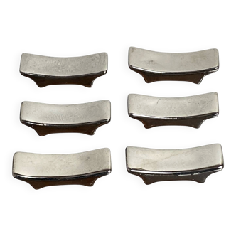 Silver ceramic knife rest