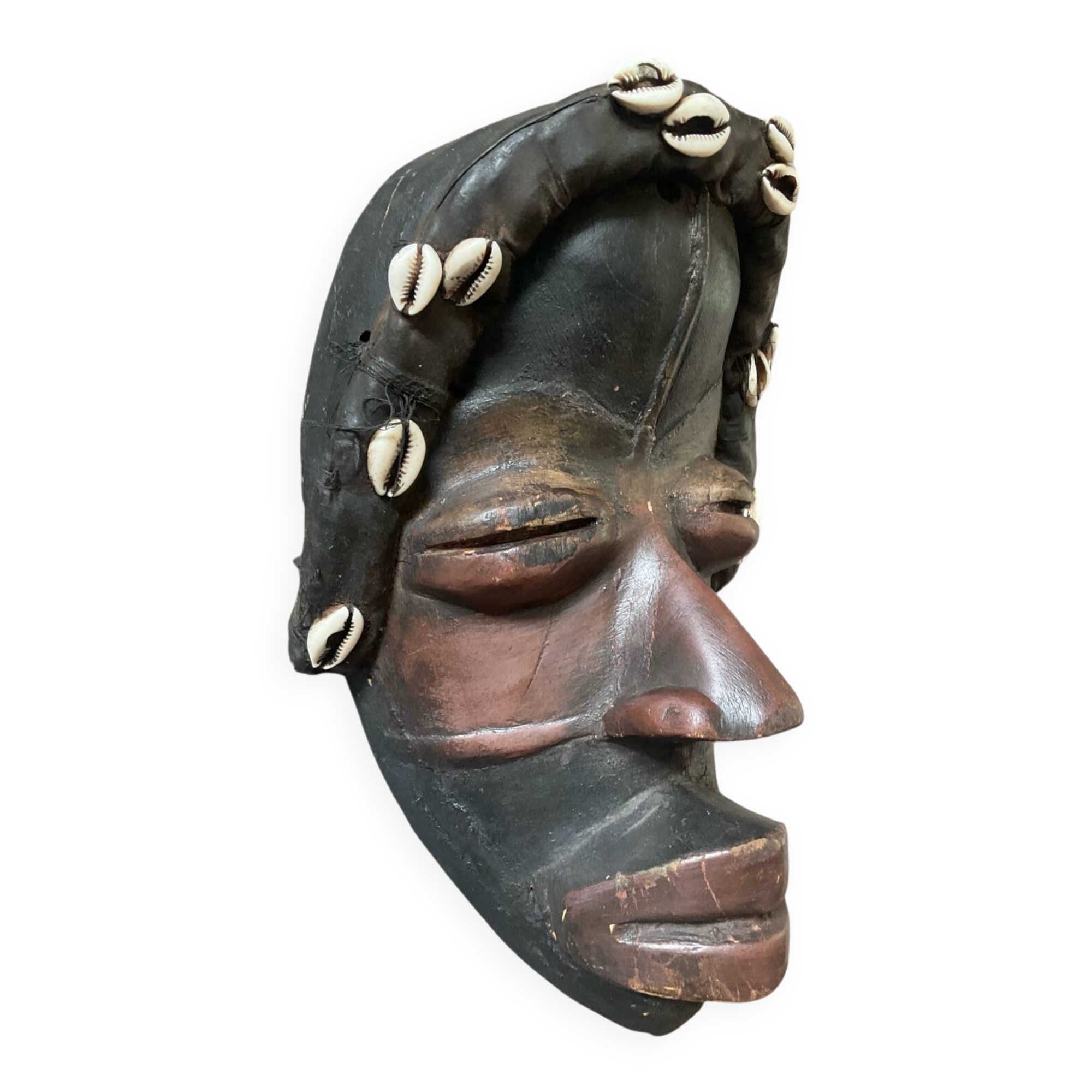 Ancien Masque tribal Dan en bois sculpté