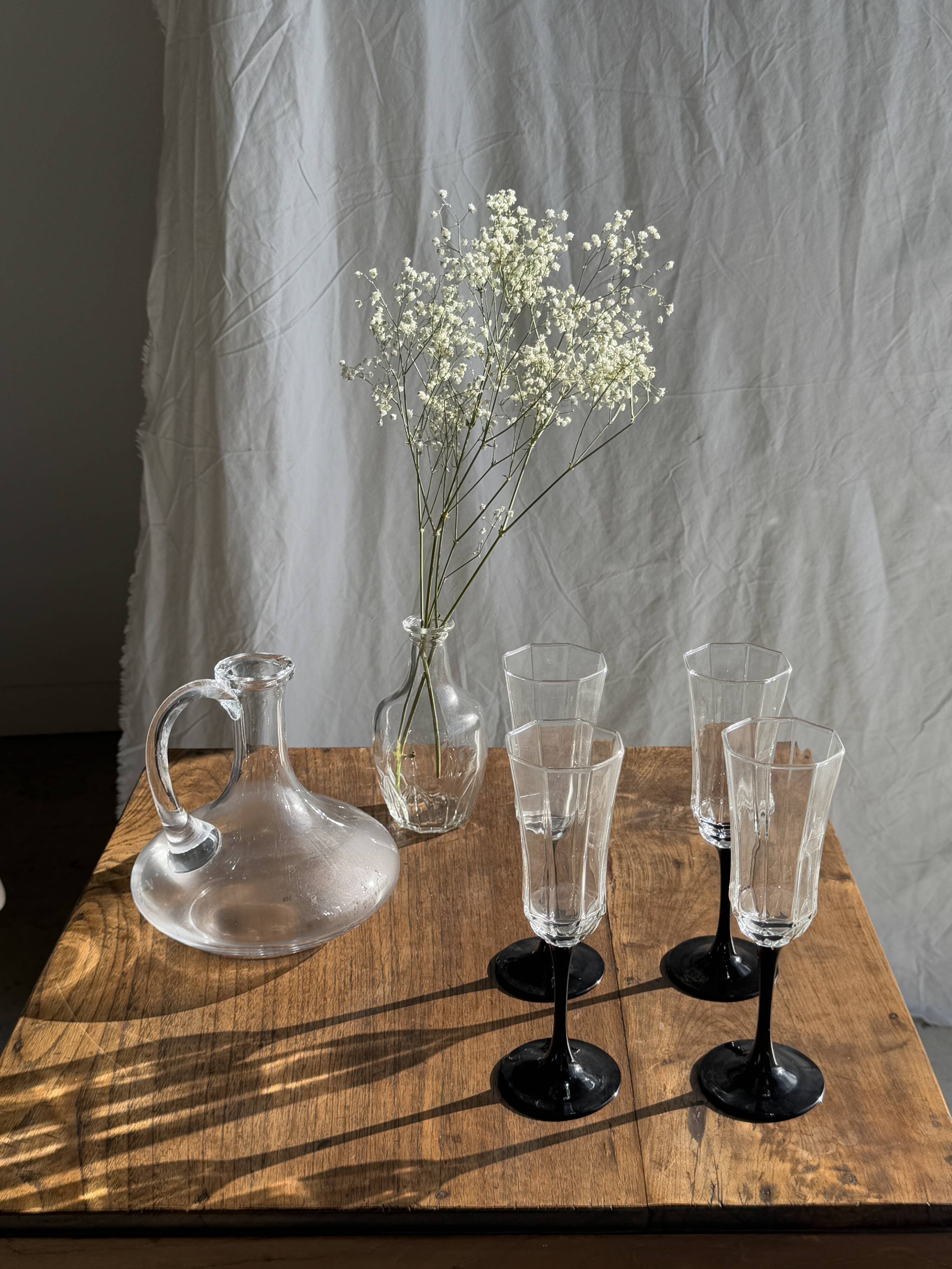 4 large Luminarc Octime vintage octagonal champagne flutes with black foot