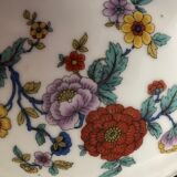 Bonbonnière en porcelaine motifs floraux fin 19eme