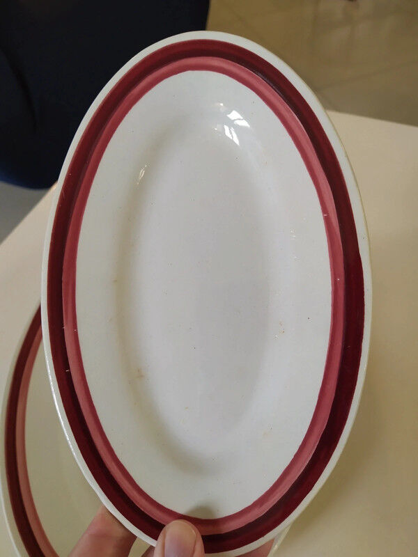 Montereau serving dishes