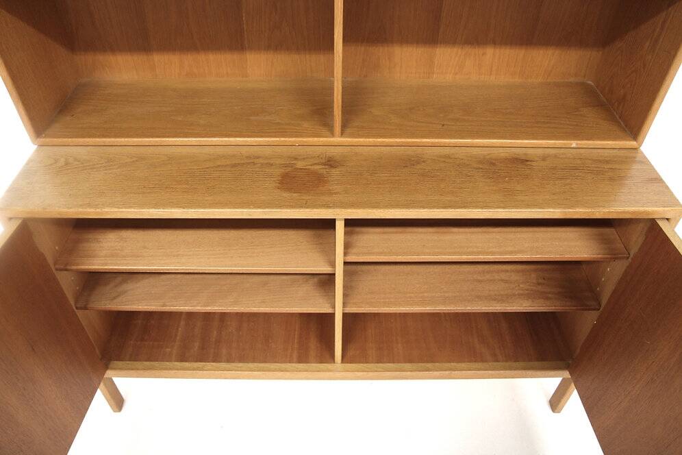 Bibliothèque scandinave en chêne, Suède, 1960