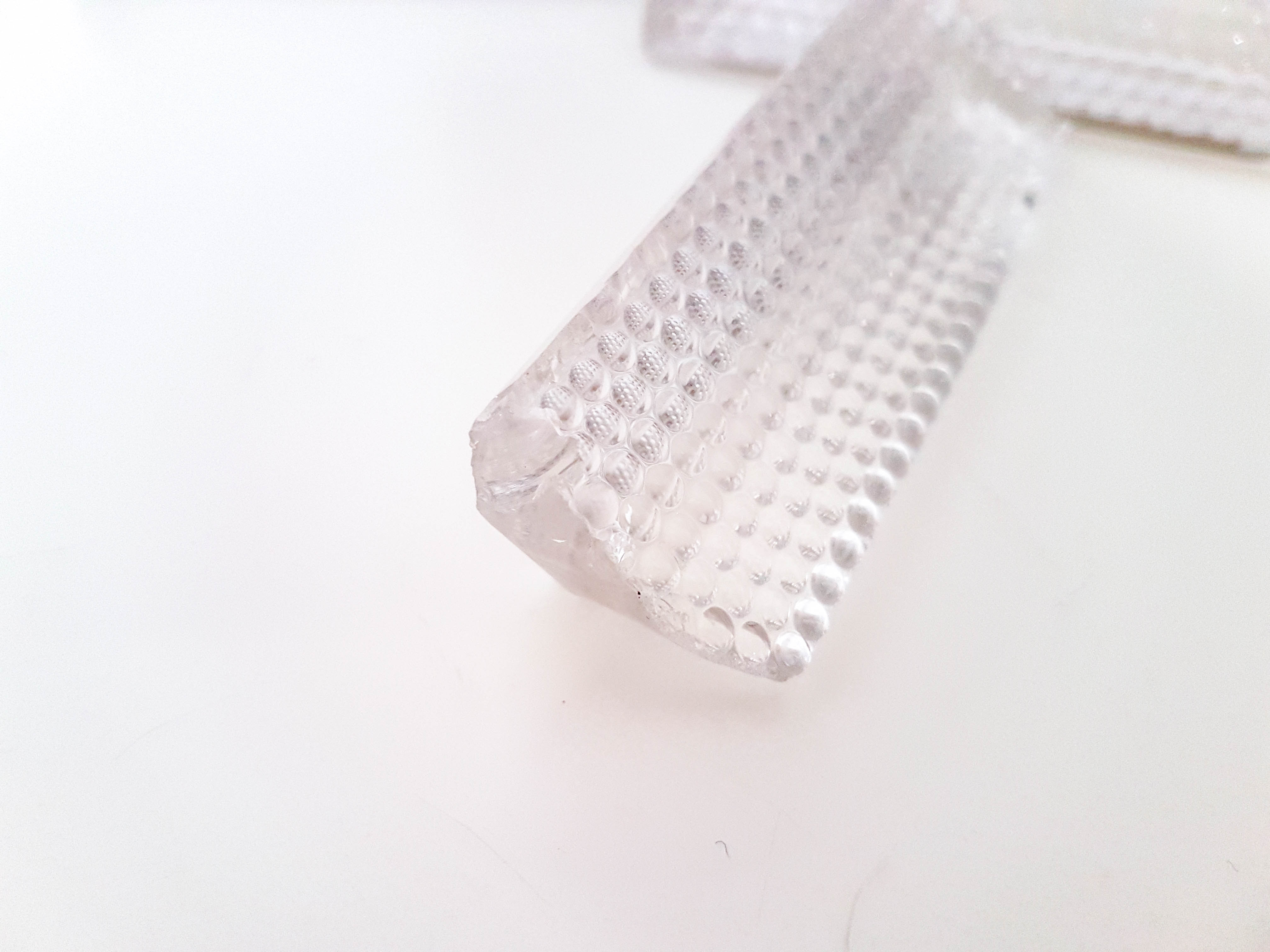 Lot of 6 bubbled glass knife holders