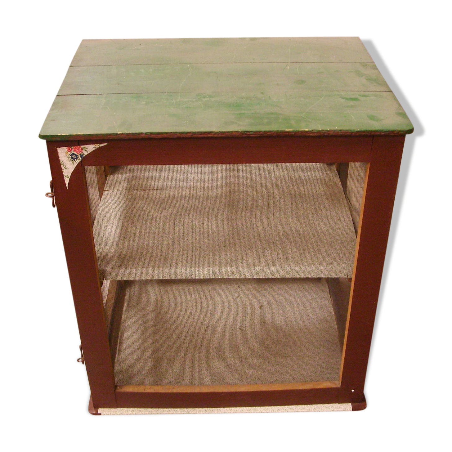 Wooden food storage and grilling