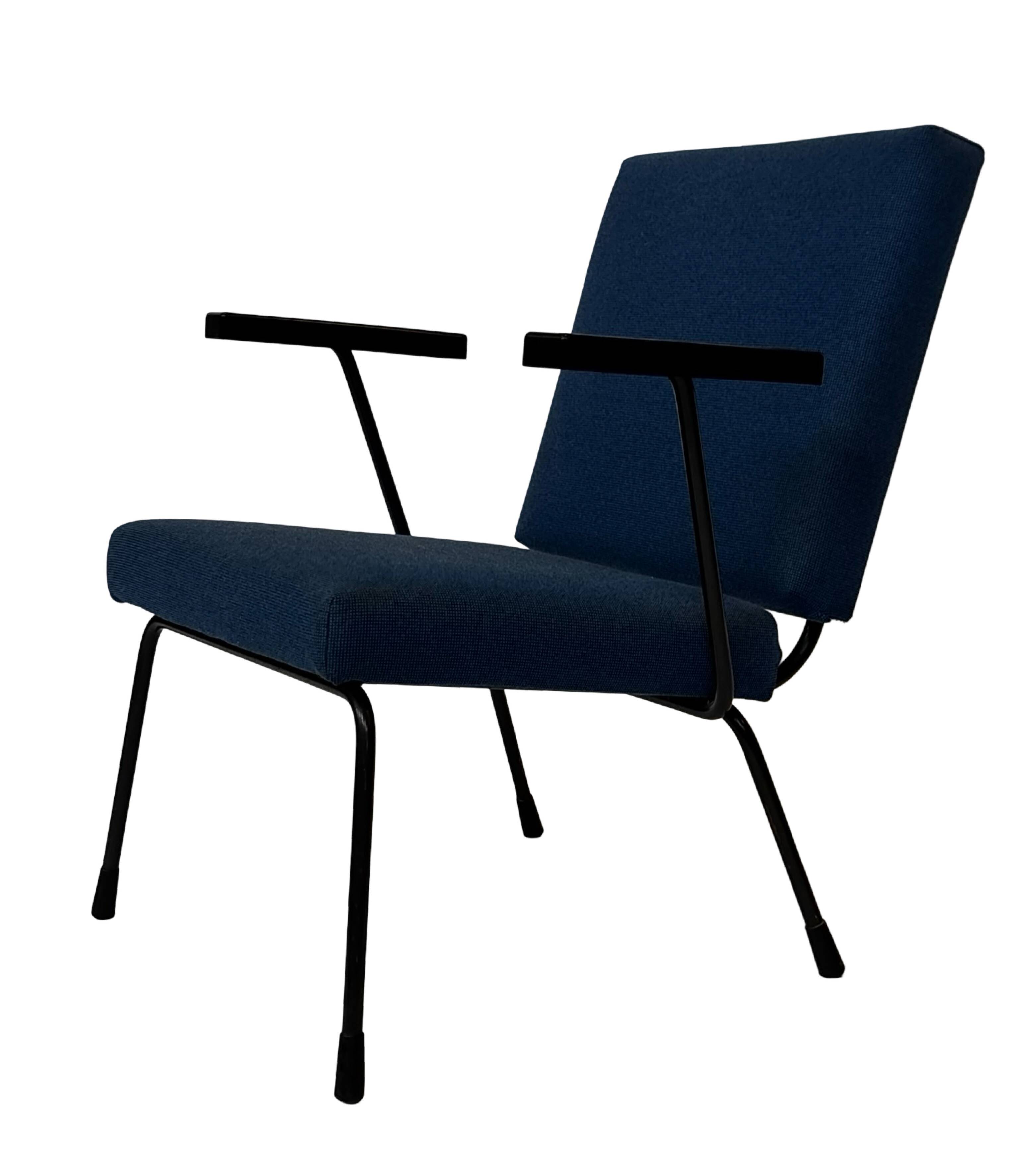Ensemble vintage de deux fauteuils Gispen 1401 W Rietveld Design