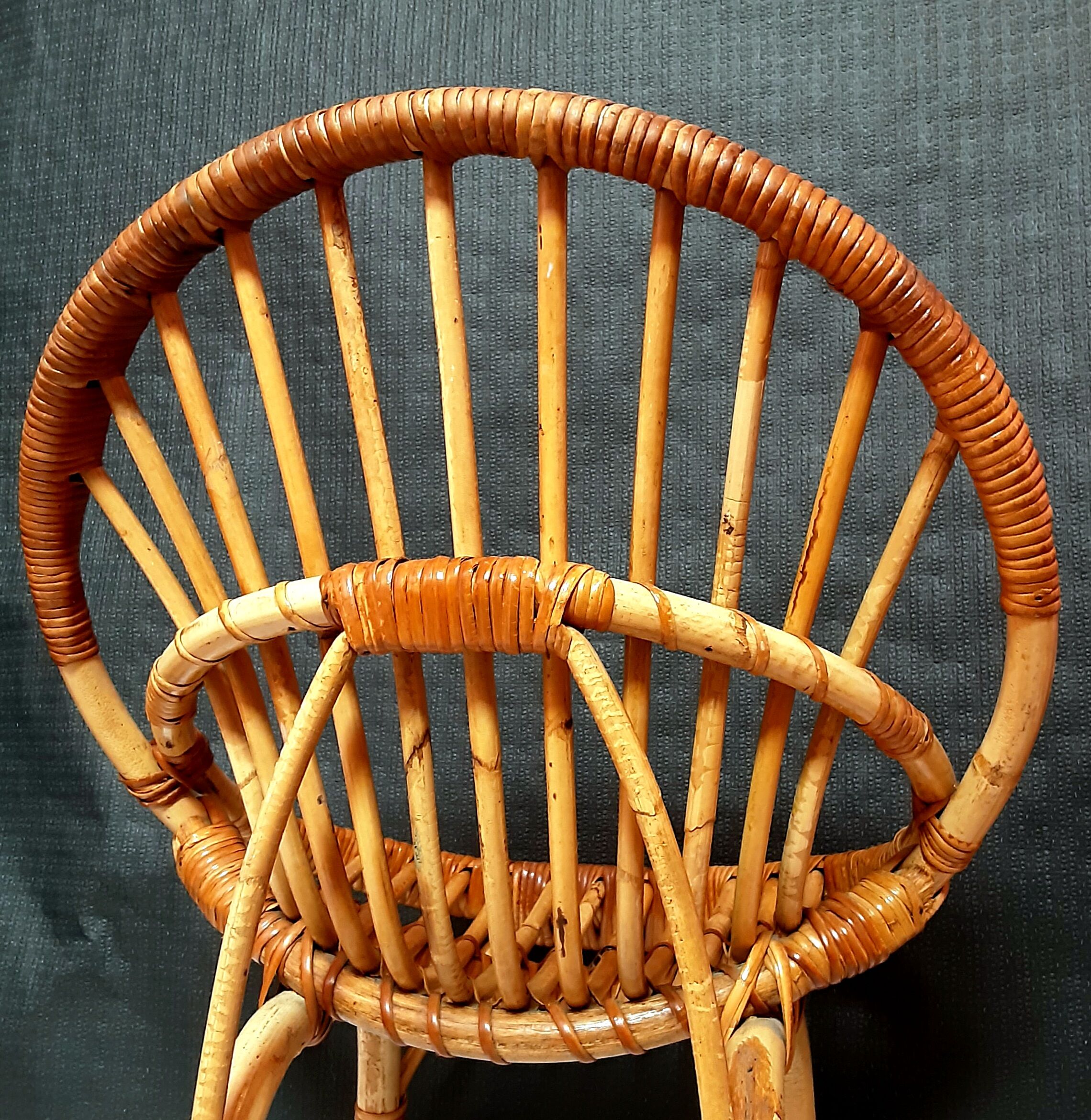 Fauteuil enfant en rotin vintage