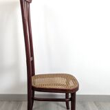 Nursing chair Thonet – Icon of bent wood and Viennese design