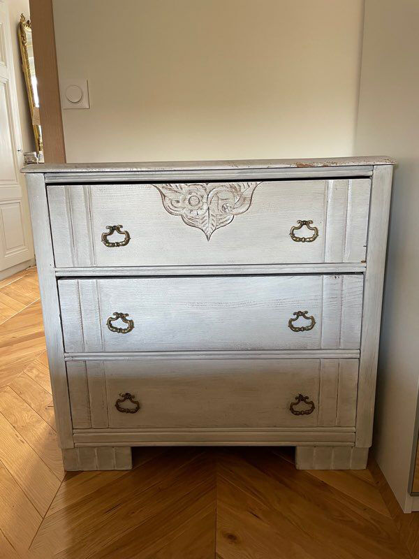 Commode ancienne