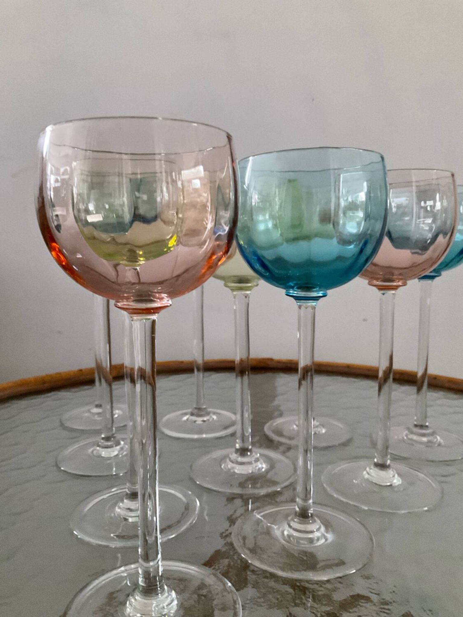 Série de 10 verres à pieds vintage 