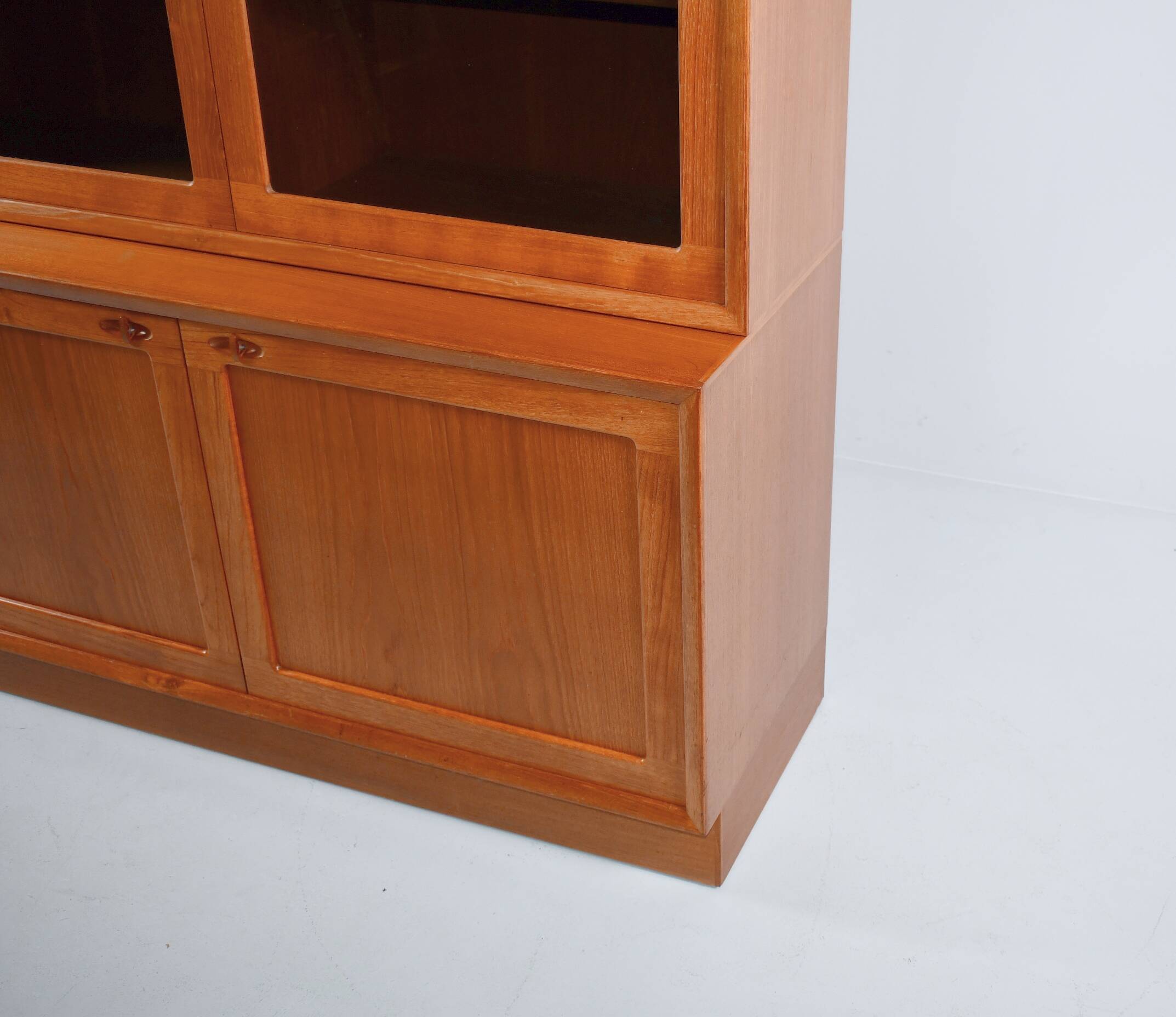 Cabinet en teck danois. H.W Klein. Années 1960.