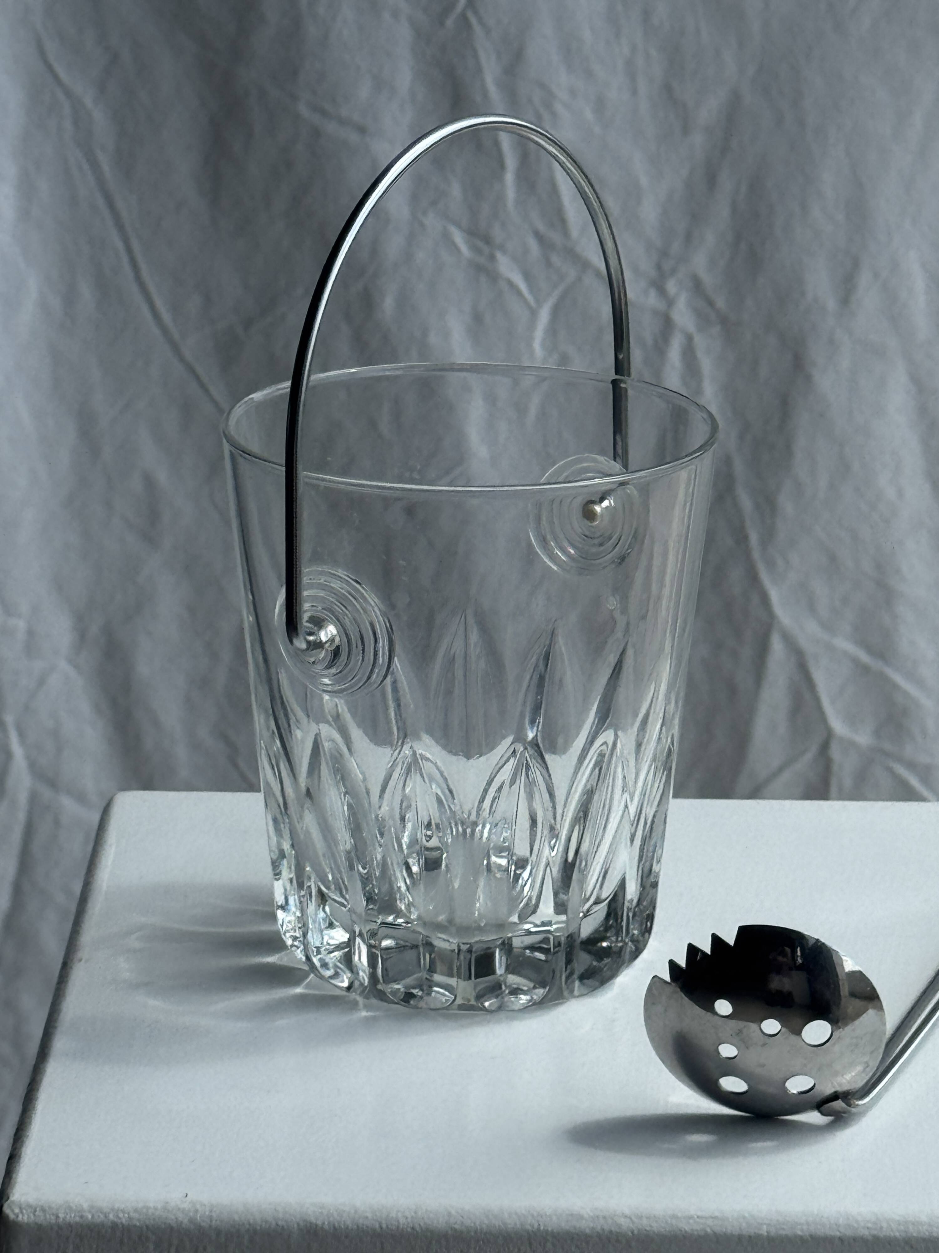 Small glass ice bucket with ladle H13.5