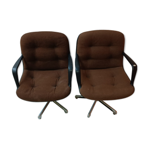 Paire de fauteuils coque Strafor