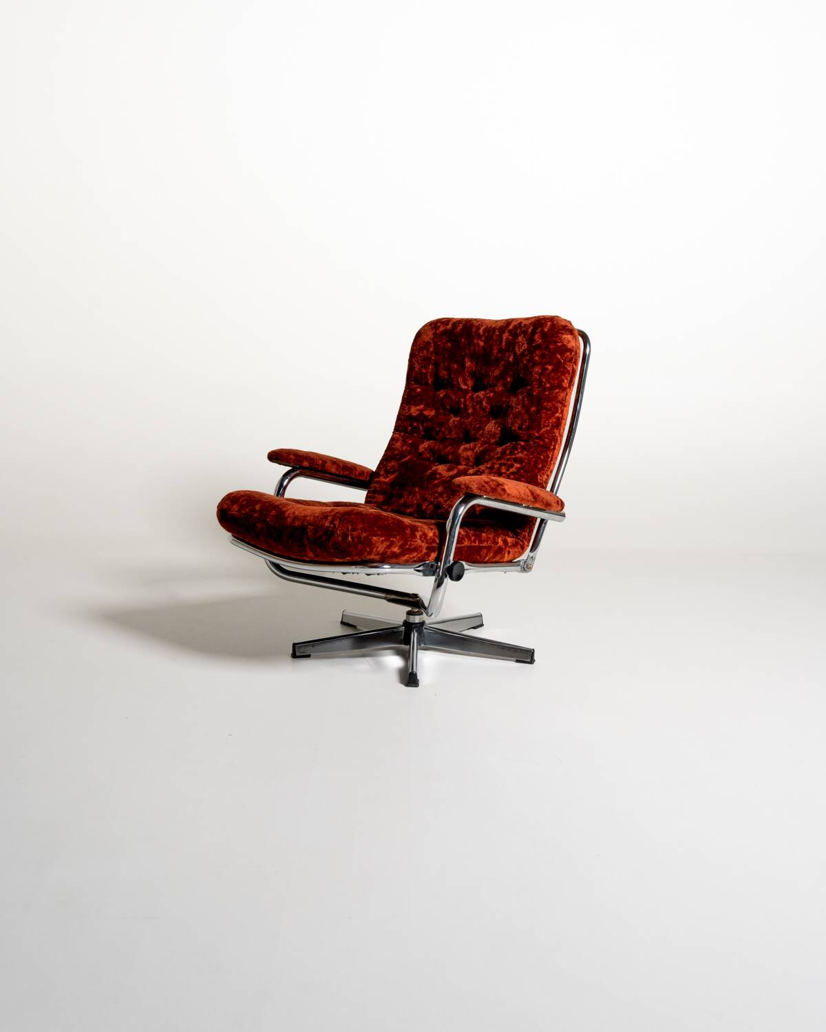 Swedish swivel armchair in velvet, 1970s