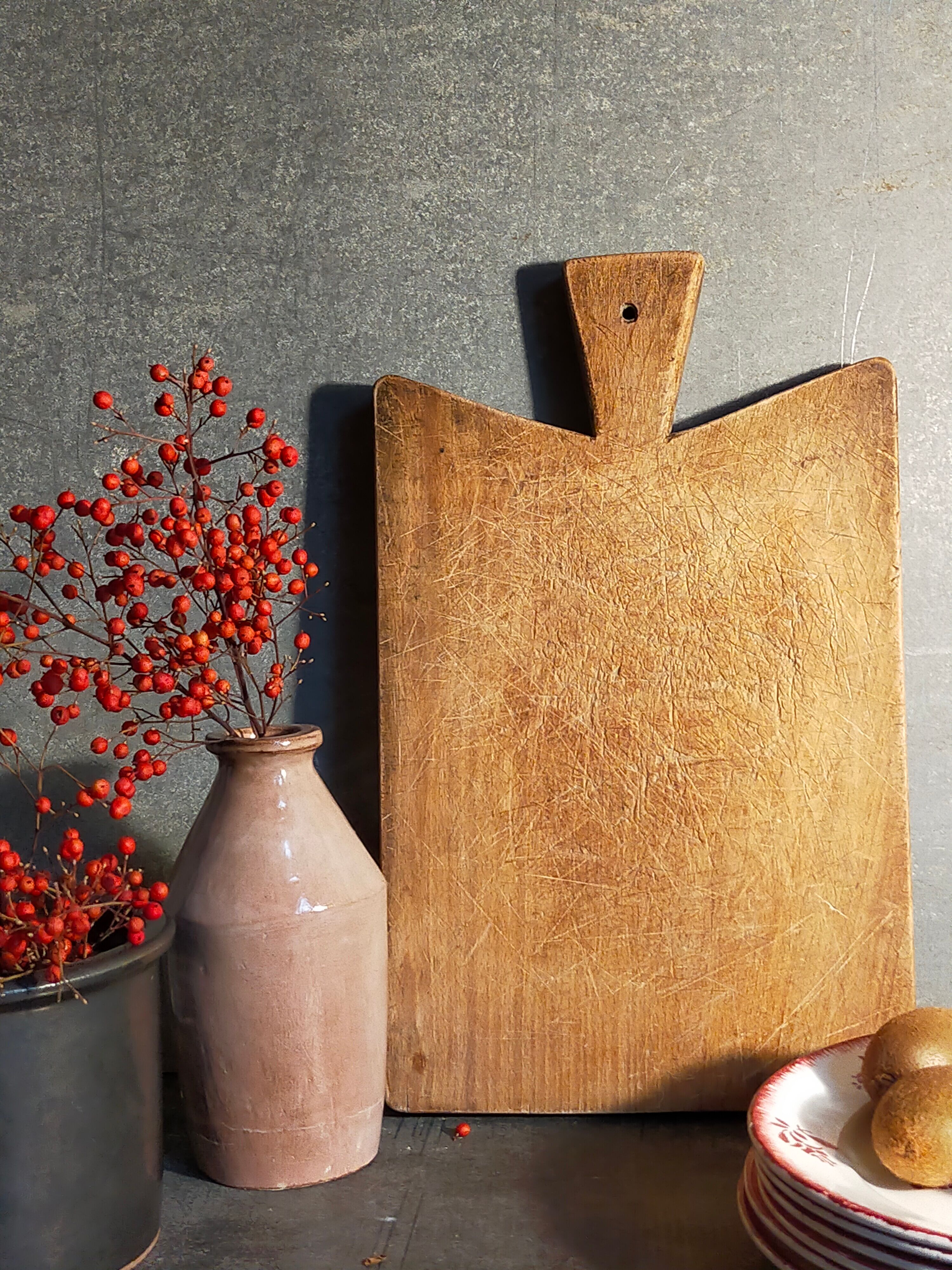 Cutting board in old solid wood